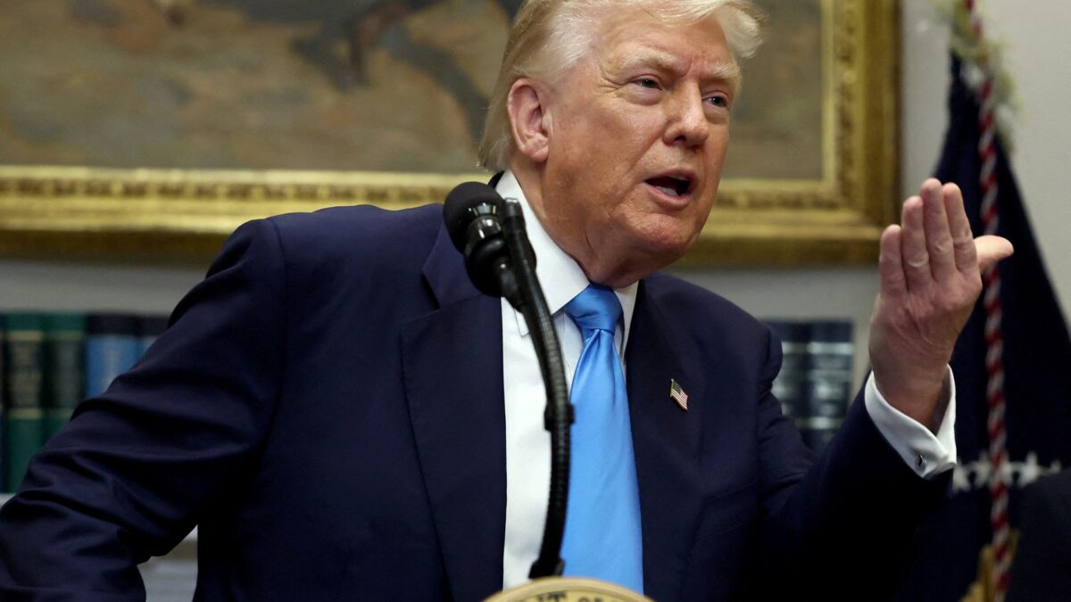 Cerca de 154 mil funcionários federais aceitaram indenizações do governo Trump