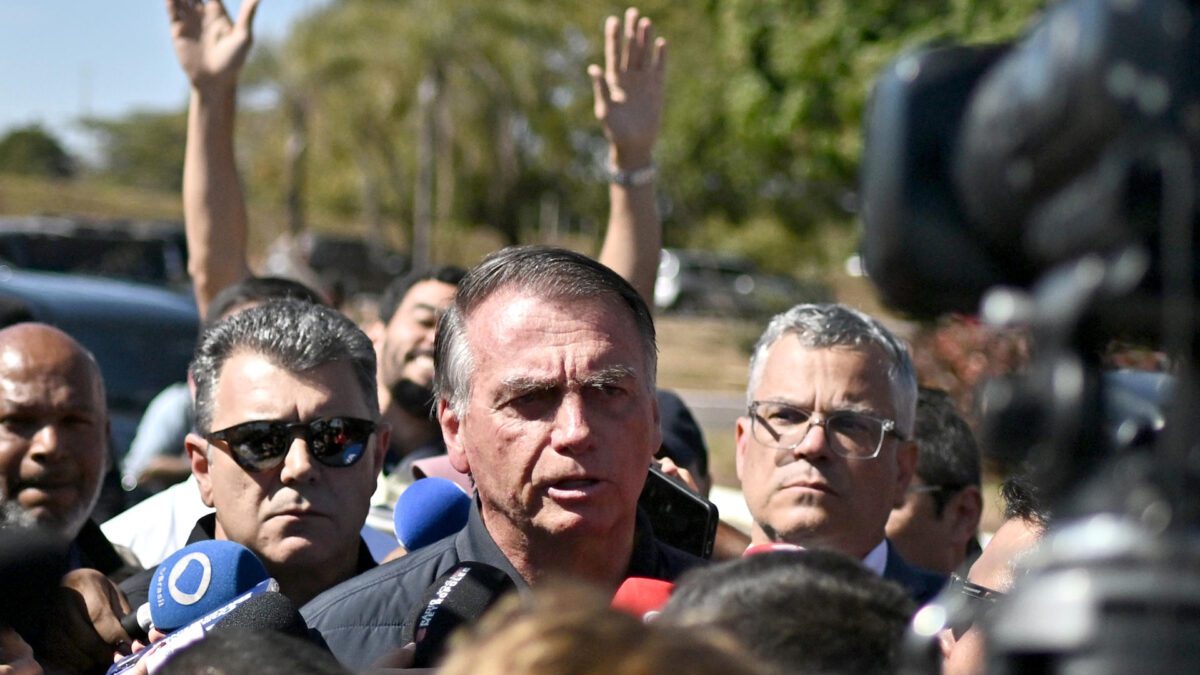 Assessor de Trump critica operação da PF contra Bolsonaro