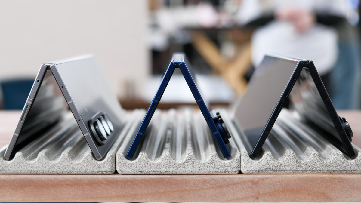 O Galaxy Z Fold 7 pode ser dobrável mais vendido da Samsung, e acho que uma galáxia três vezes dobrada é inevitável