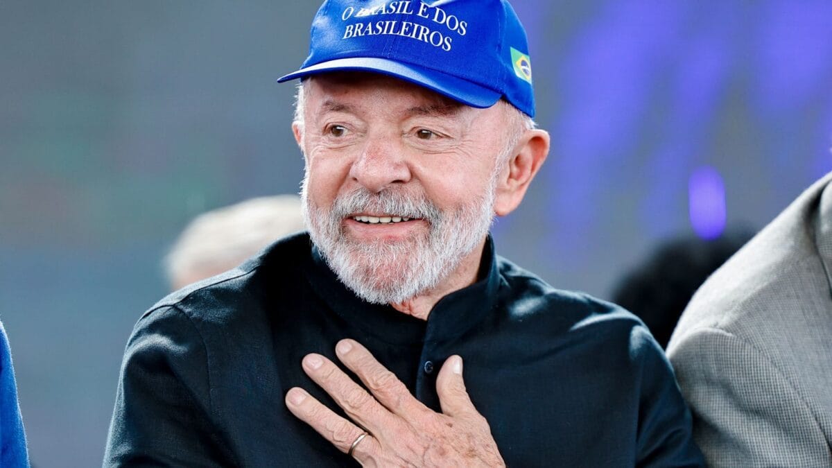 Lula assina decreto que regulamenta Lei da Reciprocidade