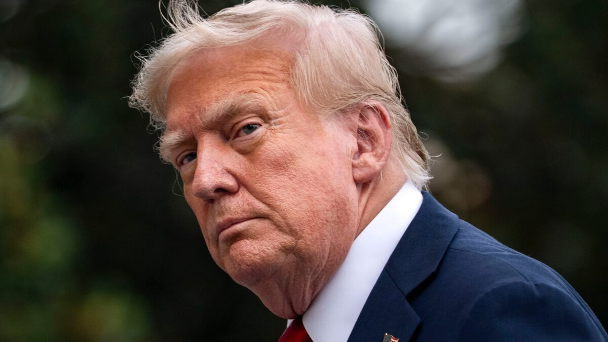 Trump força negociação entre Camboja e Tailândia