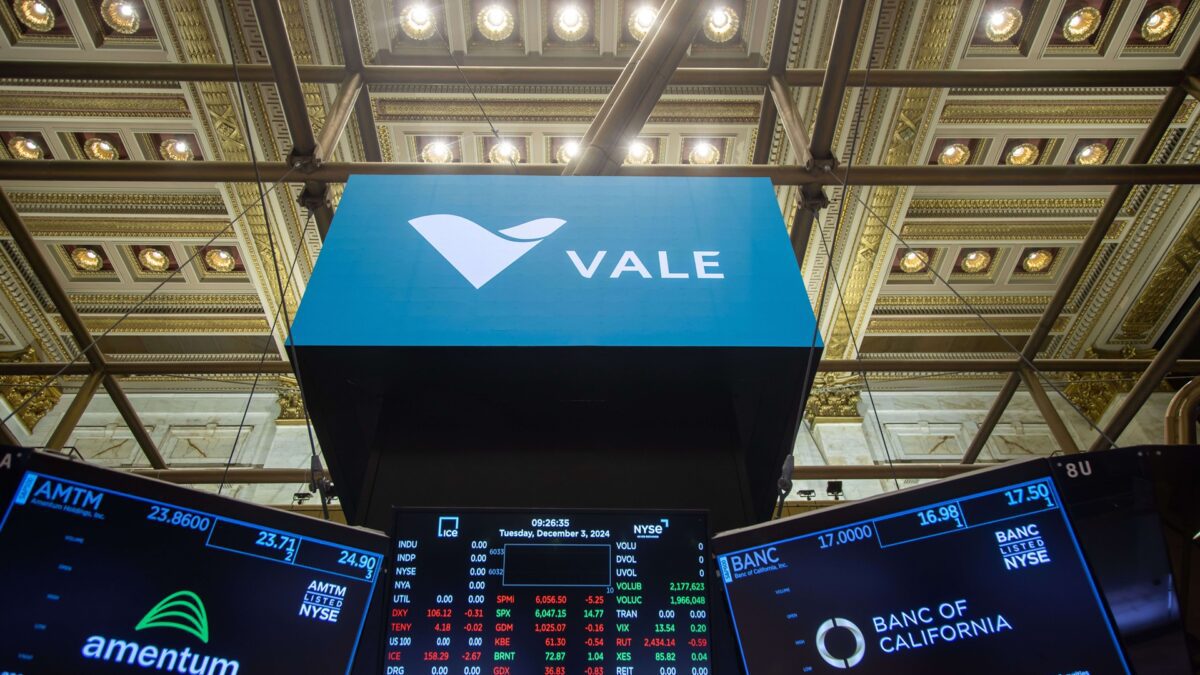 Reação à produção da Vale e balanços de WEG e Tesla: os destaques desta 4ª
