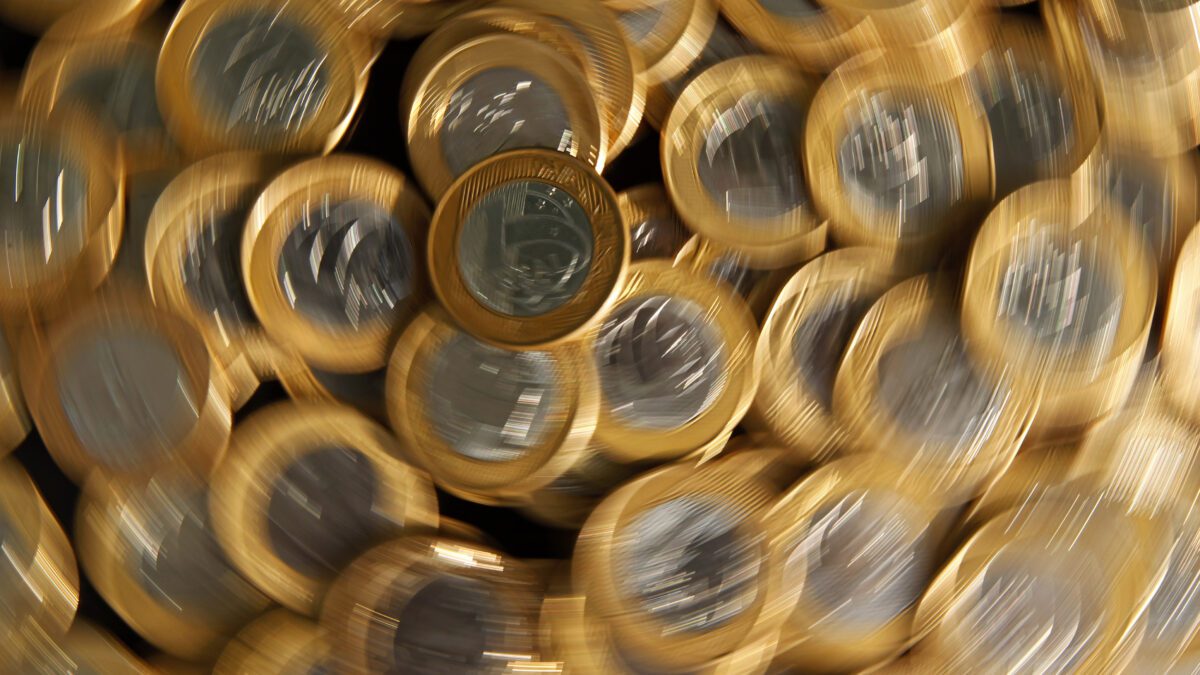 Arrecadação federal, Galípolo, petróleo, falas do Fed e mais destaques desta quinta