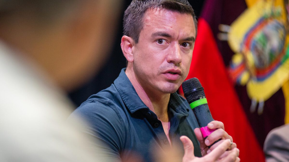 Presidente de Equador denuncia tentativa de envenenamento