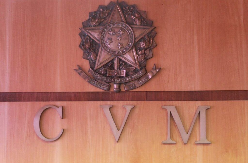 CVM aplica multa de R$ 26 milhões em caso de fraude no mercado