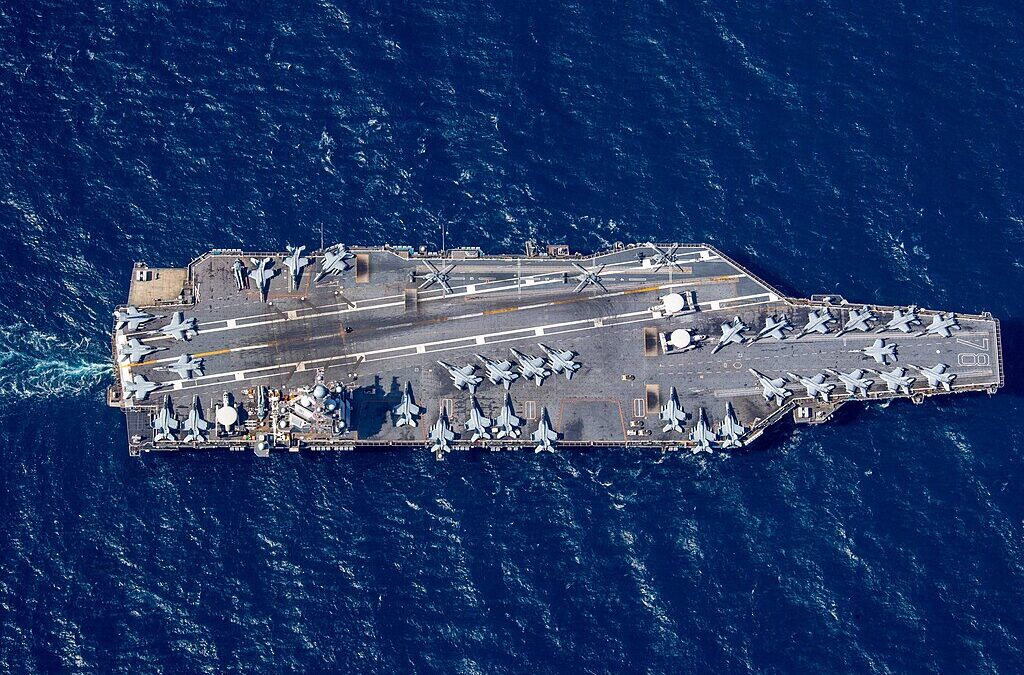 Conheça o USS Gerald Ford, o porta-aviões que assusta Maduro