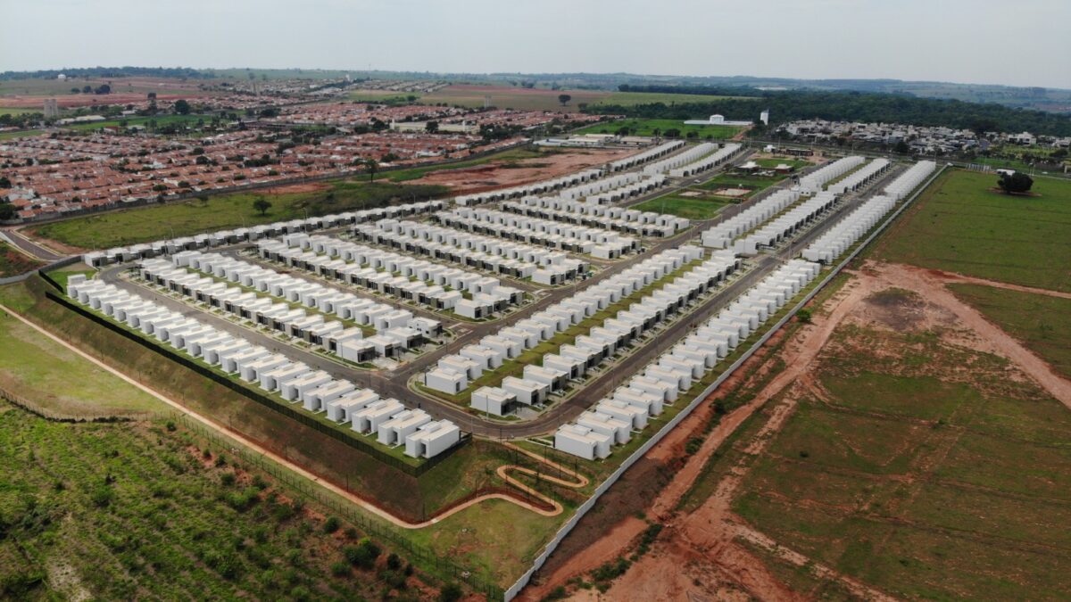 Pacaembu Construtora aprova criação de ações preferenciais “resgatáveis”