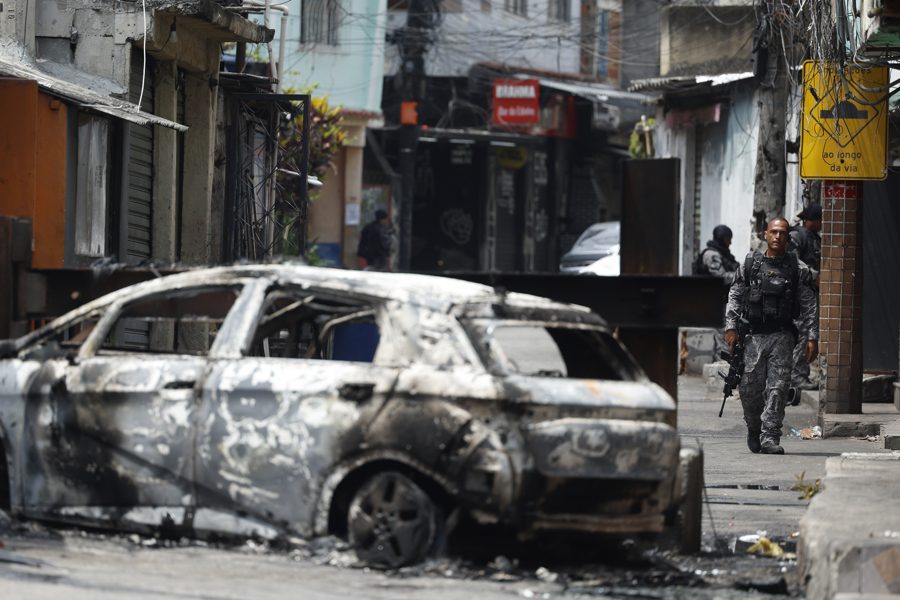 EUA emitem alerta de viagem após megaoperação no Brasil