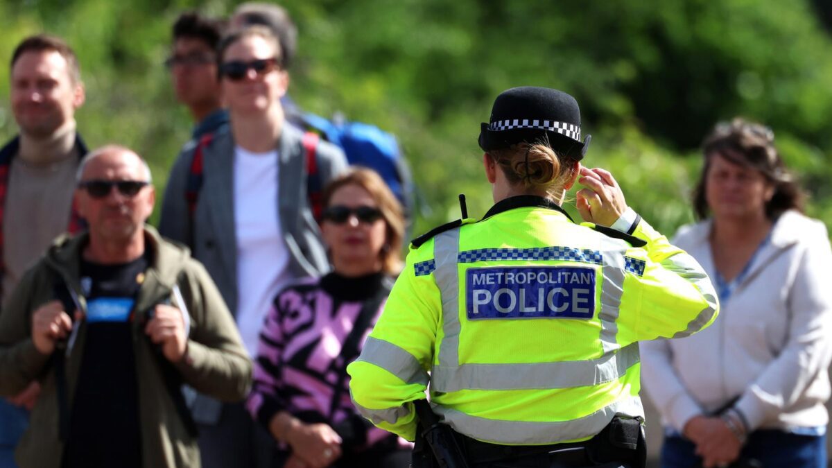 Imigrante afegão é indiciado após assassinar homem em Londres