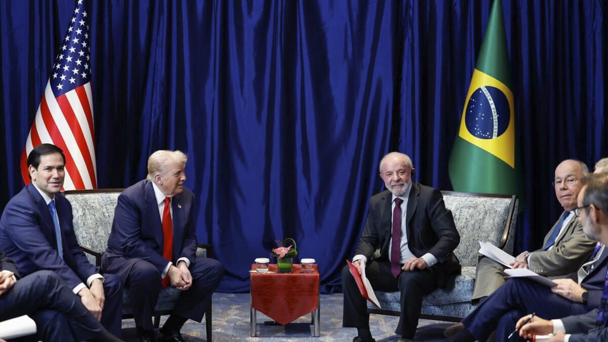 Brasil e EUA devem ter nova reunião sobre tarifas neste domingo