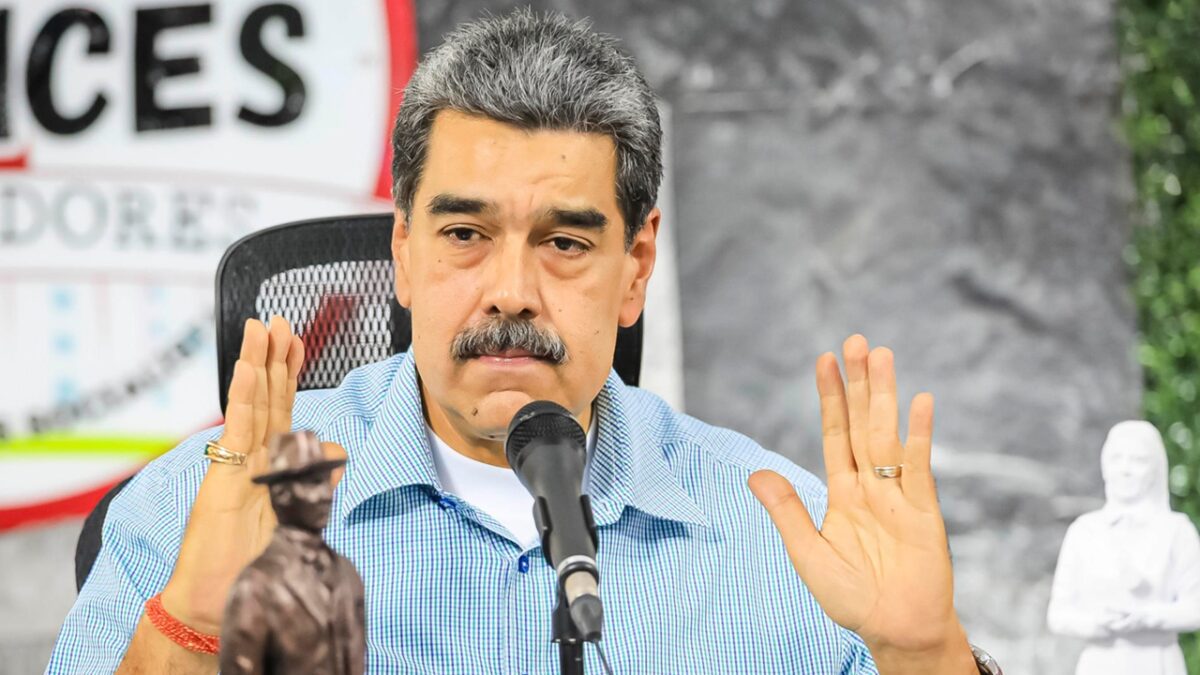 Maduro quer app para que população denuncie “tudo que vê”
