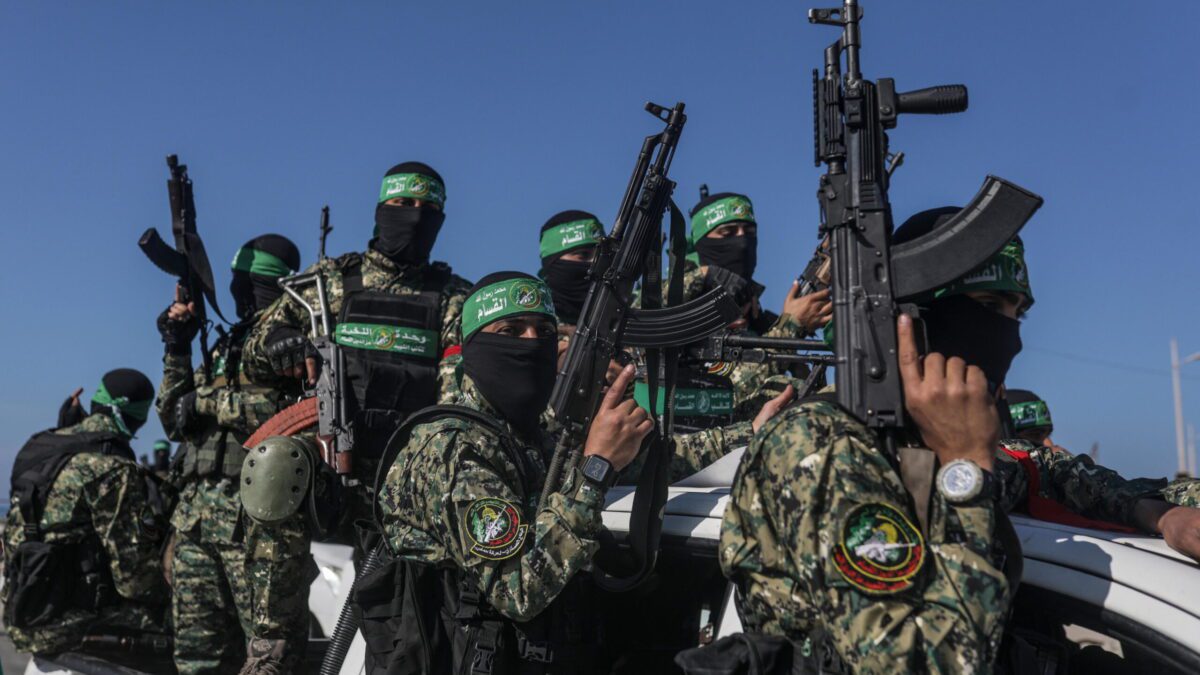 EUA flagram terroristas do Hamas roubando ajuda em Gaza