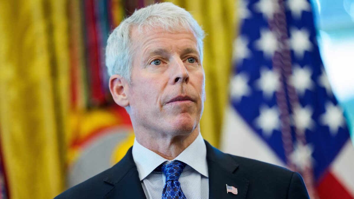 Secretário de energia dos EUA descarta “explosões nucleares”