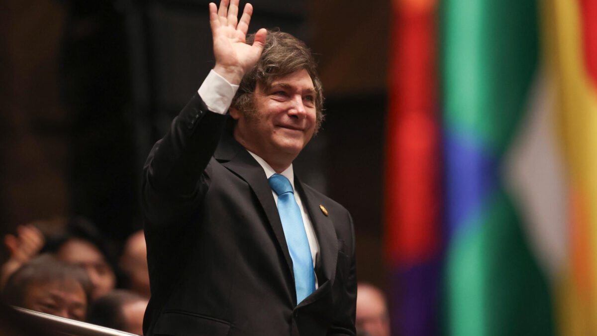 EUA dizem que Milei é um “rockstar do hemisfério”