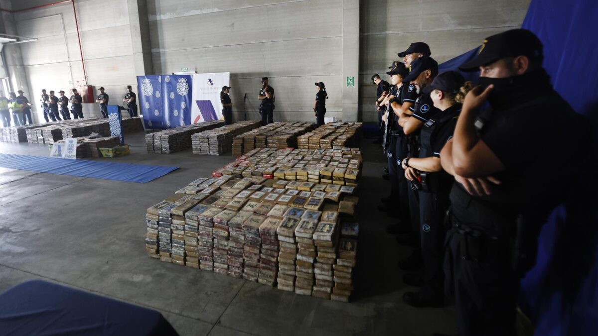 Portugal apreende submarino com 1,7 tonelada de cocaína