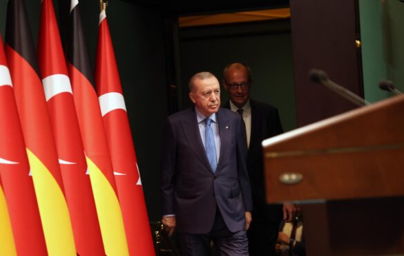 Trump boicota G20 e tensões escalam no Oriente Médio